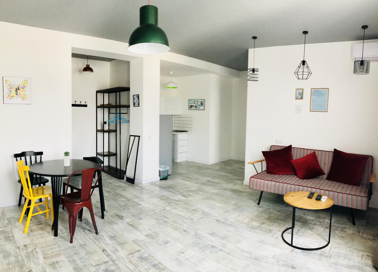 City Center Apartments By Happy Place Τυφλίδα Εξωτερικό φωτογραφία