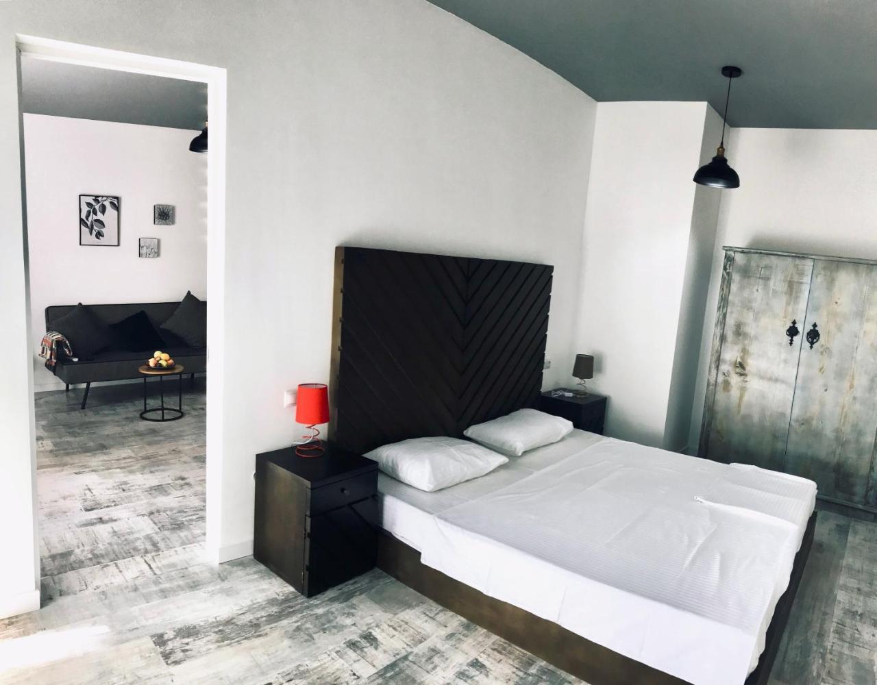 City Center Apartments By Happy Place Τυφλίδα Εξωτερικό φωτογραφία